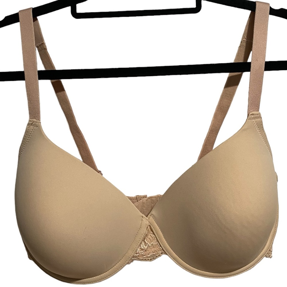 Q-T Intimates Bra 38DD Nude Bra‎